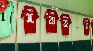 كواليس خاصة.. جولة داخل غرفة ملابس الأهلي قبل مواجهة يانج أفريكانز الحاسمة